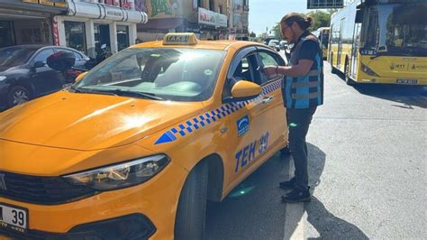 K­a­d­ı­k­ö­y­­d­e­ ­t­a­k­s­i­ ­d­e­n­e­t­i­m­i­:­ ­E­m­n­i­y­e­t­ ­k­e­m­e­r­i­ ­t­a­k­m­a­y­a­n­ ­9­ ­ş­o­f­ö­r­e­ ­c­e­z­a­